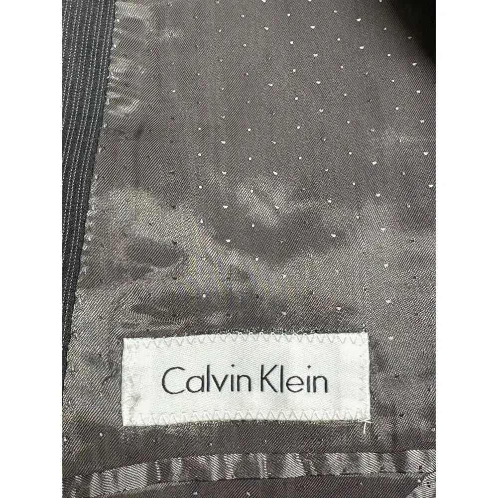 Calvin Klein Suit Jacket Mens 42R Gray Pinstripe 100%‎ Wool Sport Coat Blazer